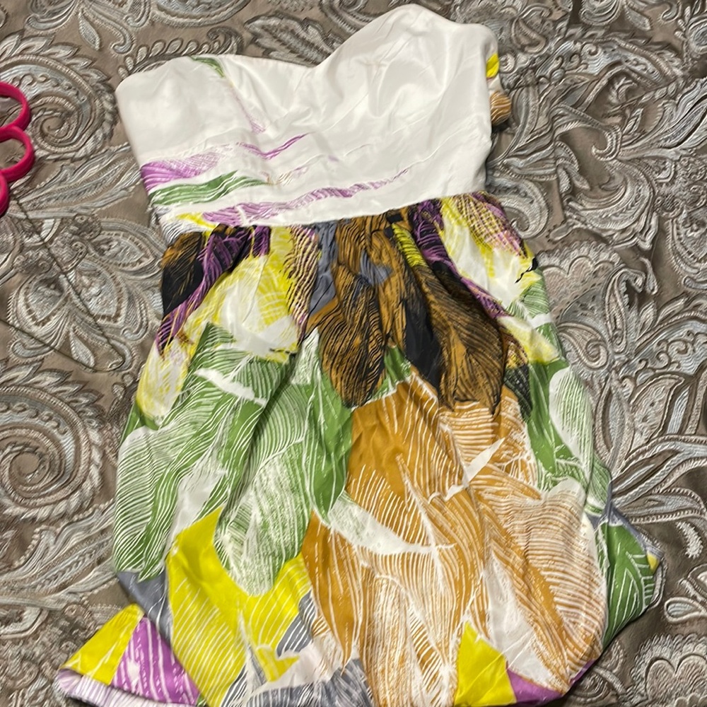 Strapless mini-dress.